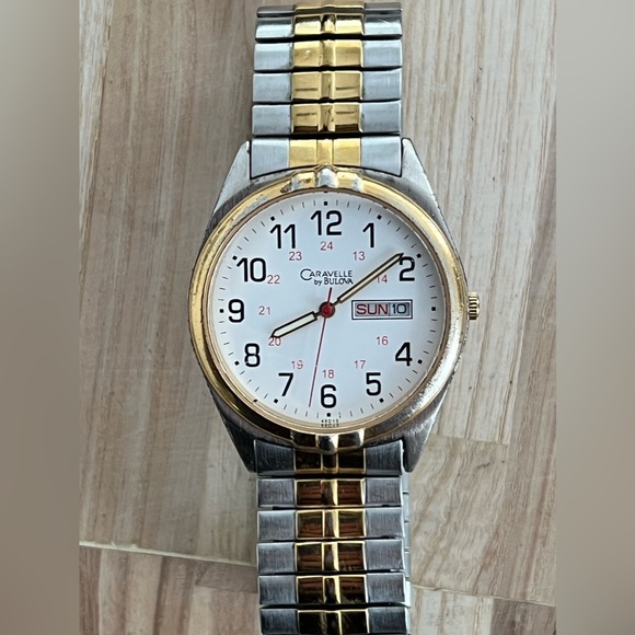 Caravelle by Bulova Men’s Watch Two Tone Stretch Bracelet White Dial Date Window - Picture 5 of 10